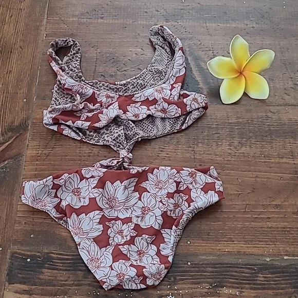 Acacia Kini